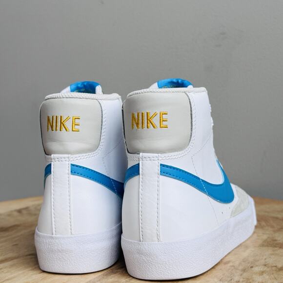 Nike Blazer Mid 77 GS Size 5Y Womens 6.5 White Blue Retro Sneakers DA4086-107 - Picture 5 of 8